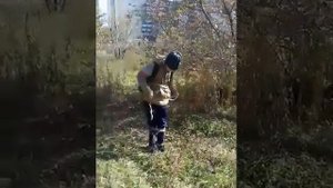 Замотали друга скотчем