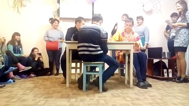 Сценка на день матери)) КМК общага смотреть онлайн