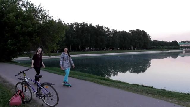 Тестируем пластборд/пенни/ Oxelo Yamba Cruiser и классический скейт смотреть онлайн