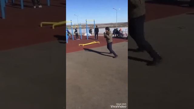 Челендждi бар КАЗАК баласына жолдадым??? Елiмiз аман болсын✊️ Сатбек Есенгельдин смотреть онлайн