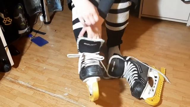 Хоккейная форма на ребенка. Как правильно одевать хоккейную форму. БМХер в хоккее) смотреть онлайн