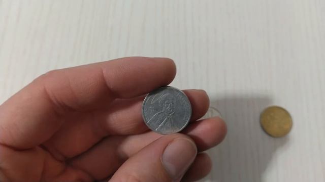 Самый элегантный мост Будапешта, господарь Валахии, а так же монеты Малайзии и Австрии смотреть онлайн