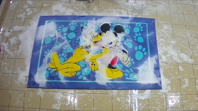 Guf and Mickey Mouse swim in our workshop in Siberia in light Friday video / Accelerated music vide смотреть онлайн