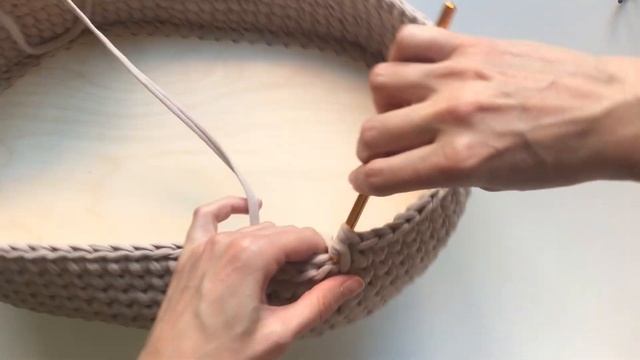 Самый подробный МК. Люлька для кукол из трикотажной пряжи. Бюджетный вариант.