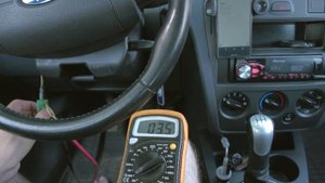 Управление магнитолой подрулевым джойстиком