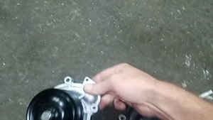 Мерседес Gl 350 водяная помпа