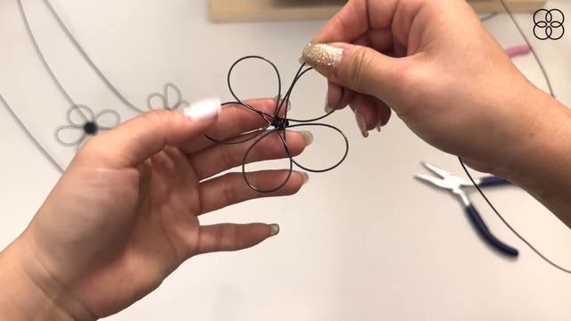 [DIY Wire Flowers] How to make a simple round wire flower | Vase decors | Handmade gift idea смотреть онлайн