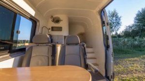 Шикарный дом на колесах своими руками из Mercedes Sprinter 2012 года выпуска
