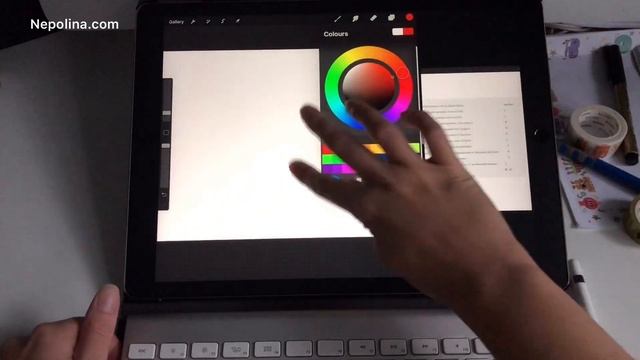 Блютуз клавиатура и iPad. Горячие клавиши в Procreate смотреть онлайн