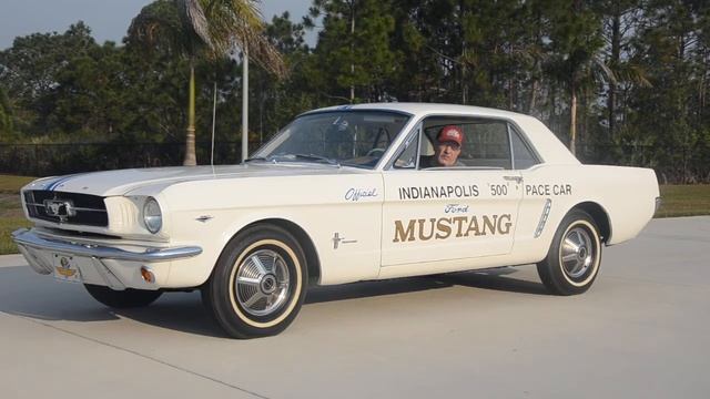1964 1/2 Ford Mustang смотреть онлайн