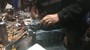 Мотор Ямаха 30DEM на дешёвом масле. Разборка.