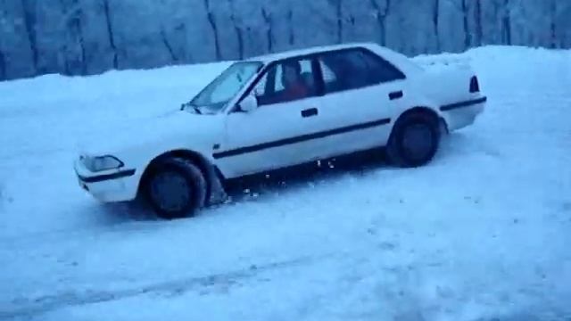 Toyota Carina II