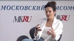 Актриса Анна Пескова рассказала о сложностях в постельных сценах