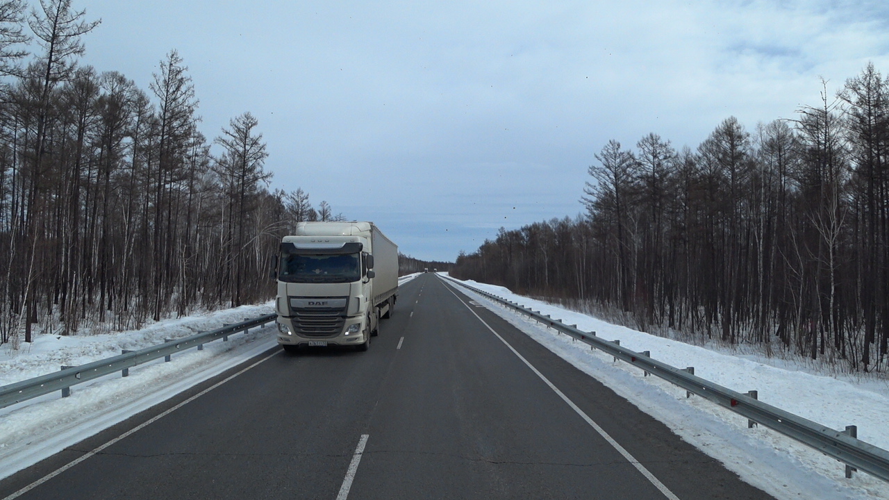 Вольво на трассе 138