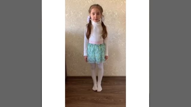 Стихотворение Мусы Джалиля «Чулочки» Читает Мирослава Баданина смотреть онлайн