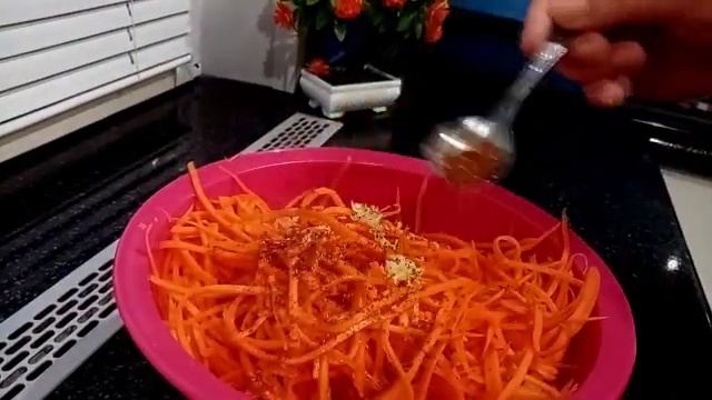 Морковь ? по-корейски, хрустящая и ароматная, в домашних условиях