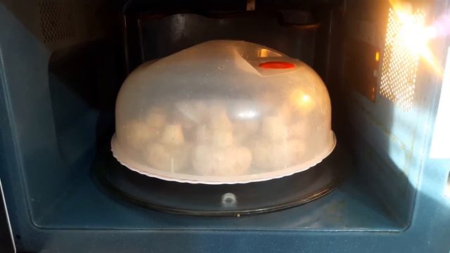 Грибы в микроволновке. Готовим быструю закуску.