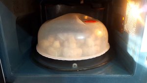 Грибы в микроволновке. Готовим быструю закуску.
