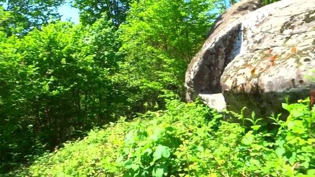 Загадка древней цивилизации/Дольмены на Солоницком хребте в ущелье реки Цусхвадж.