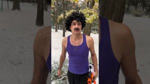 Парень под кроватью 😱 Страсти Маринки