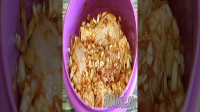 Курица, маринованная в луке