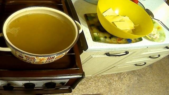 Готовим замечательное  блюдо   бешбармак ( беспармак)