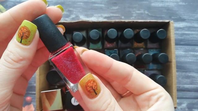 Коллекция лаков для ногтей: Tips, Cirque Colors, Relouis, Sienna смотреть онлайн