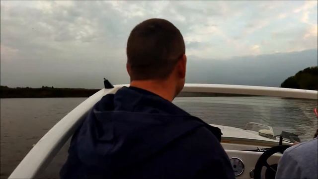Прогулка на катере по Москва-реке. Безумно красивый закат. Подмосковье.