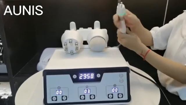 Аппарат для кавитации и радиолифтинга AUNIS смотреть онлайн