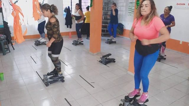 clase de mini escaladora(cardio) смотреть онлайн