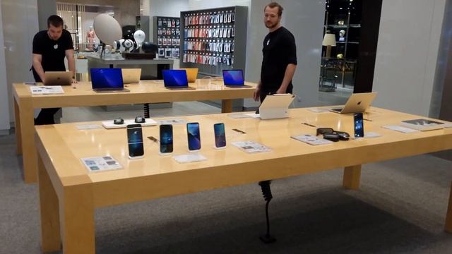 Sensation!? You Will Never Buy This Again! What Famous Brands Definitely Left Russia? Terrible! смотреть онлайн