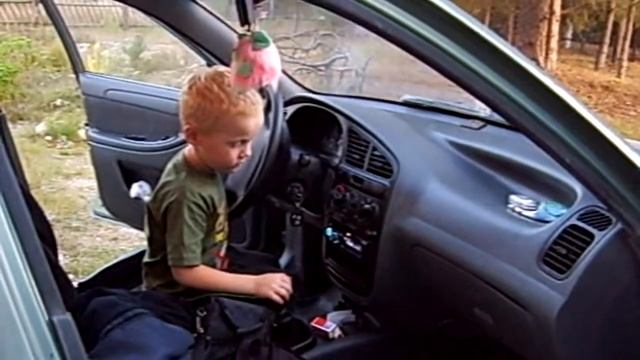 Андрюша гонщик смотреть онлайн