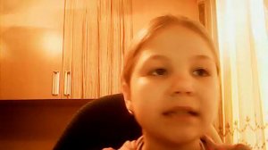 девочка поет песню"Маршрутка" голос красивый!