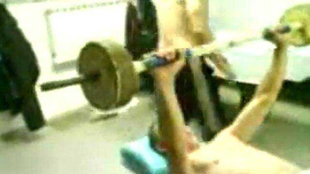 Жим лежа!.flv смотреть онлайн