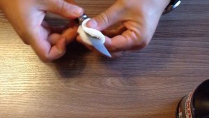 Opinel #9, пропитка буковой рукояти морилкой и льняным маслом.