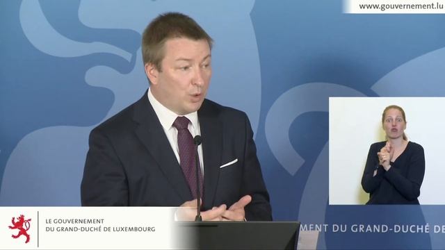 Erklärungen vum Marc Hansen zu der CovidCheck.lu app. смотреть онлайн