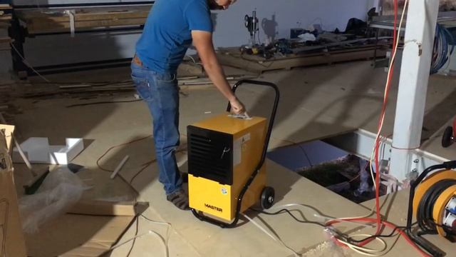 Осушитель воздуха MASTER DH 752 P смотреть онлайн