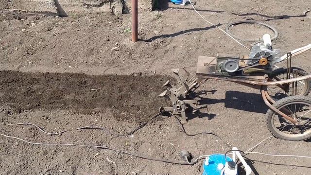 Пахалка в огород из металлолома.
