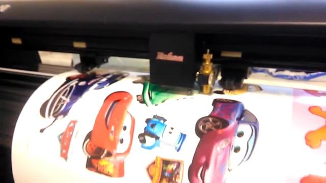 Контурная/плоттерная резка детских наклеек смотреть онлайн