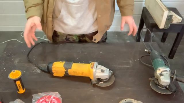 DEWALT DWE4257 Сетевая УШМ / Мнение - Отзыв смотреть онлайн