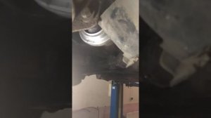 Замена переднего рычага на Мерседес W220