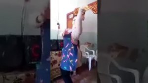 Ракси духтарои душанбера бин ана ина ракс меган