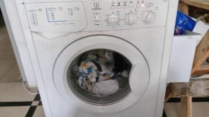 Indesit WIL 105 - start program 2, 60°C, 1000 rpm