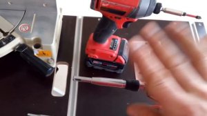 Насадка на шуруповёрт - самоцентрирующее сверло