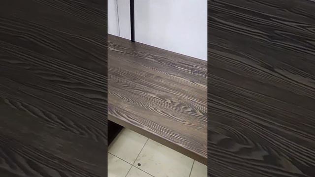 компьютерный стол со стеллажом и тумбой, массив ясеня.