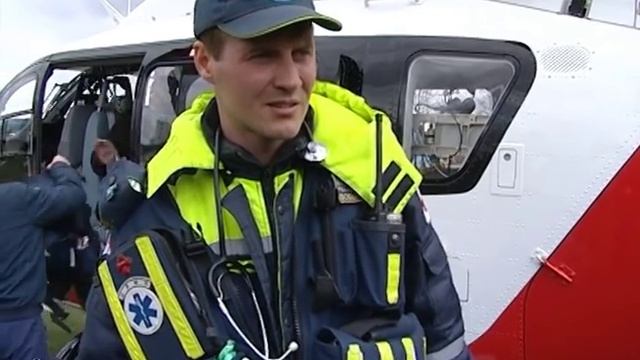 10-летний ребенок выпал из окна 9 этажа смотреть онлайн