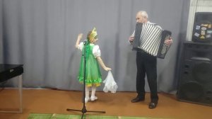 Ой, ниточка тоненькая (рус.нар.песня) К.Голобоких