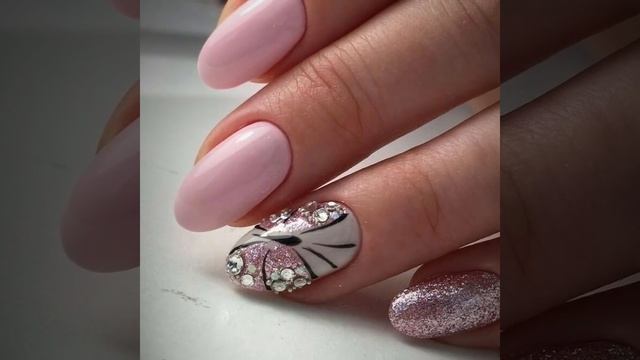 Самый Шикарный маникюр Зима 2021-2022: Шикарные идеи для праздничного настроения | Новинки смотреть онлайн