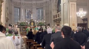 Padre Nostro.  Mons. Guido Marini. Tortona, Italia