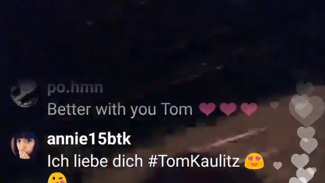 Tom Kaulitz's livestream - watching "Boy Don't Cry" (LA, 20.10.17)